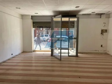 Foto Locale commerciale in Viale Zecchino, Siracusa Tica - Zecchino