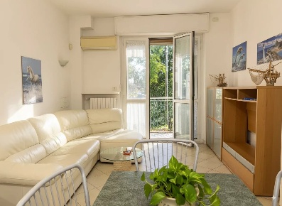 Foto Appartamento in Via John Kennedy 2, Lodi con 3 locali in vendita