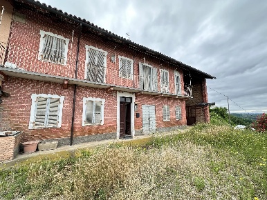 Foto Appartamento a Sommariva Perno con 5 locali in vendita