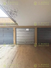 Foto Box a Melegnano con 1 locali in vendita