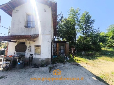 Foto Appartamento a Visone con 4 locali in vendita