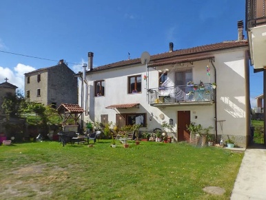 Foto Appartamento a Prunetto con 6 locali in vendita