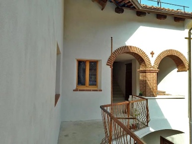 Foto Casa indipendente a Dogliani con 13 locali in vendita