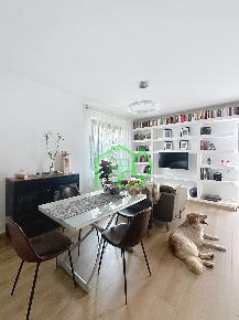 Foto Villa a schiera a Viareggio Torre del Lago di 160 m² con 7 locali