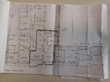 Foto Appartamento a Porcari Centro di 1200 m² con 20 locali in vendita