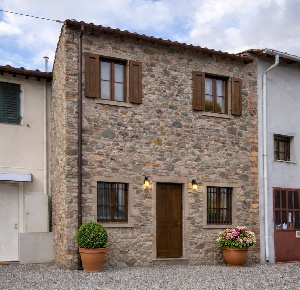 Foto Casa indipendente a Capannori Lammari - Lunata di 53 m² con 2 locali