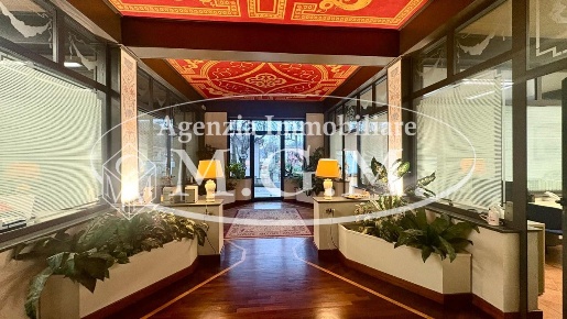 Foto Ufficio a Santa Maria a Monte Montecalvoli di 25 m² con 1 locali