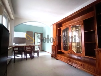 Foto Appartamento in Via San Sebastiano, Parabiago di 70 m² con 3 locali