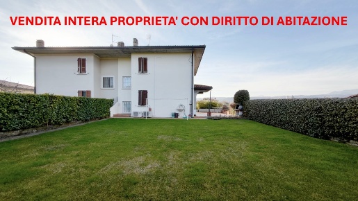 Foto Villa bifamiliare in Via Benaco, Puegnago del Garda Raffa di 220 m²