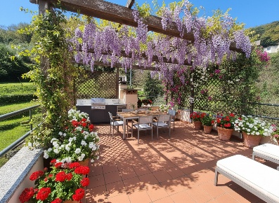 Foto Case semi ndipendenti in Via Cantarana 19, La Spezia di 105 m²