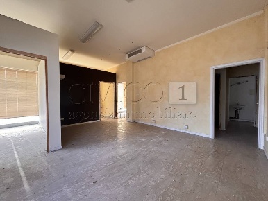 Foto Locale commerciale in Via Alcide De Gasperi 31, Barbarano Mossano