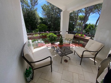 Foto Villa unifamiliare in via dei ginepri, Livorno Quercianella di 265 m²