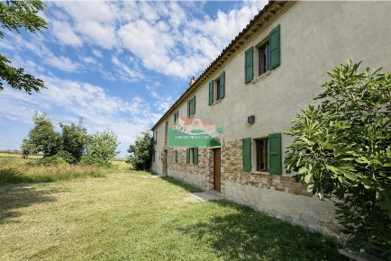 Foto Casale in Via Viazza di Sotto, Ravenna Borgo Montone - San Marco