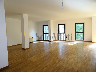 Foto Ufficio a Senigallia Centro Storico di 80 m² con 1 locali in affitto