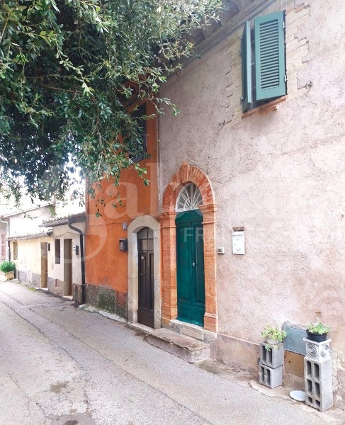 appartamento in vendita ad Amelia