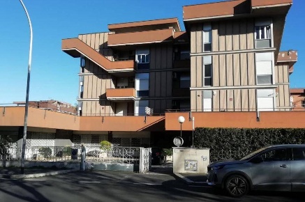 Foto Ufficio in VIA riccardo gigante 18, Roma di 790 m² con 9 locali