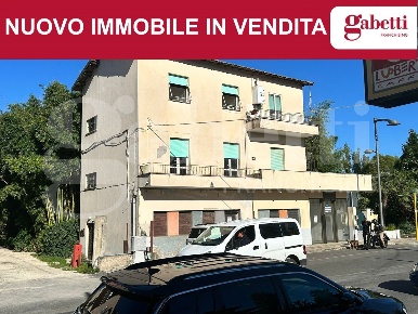 Foto Appartamento in Via Le Pastine snc, Sermoneta di 80 m² con 3 locali