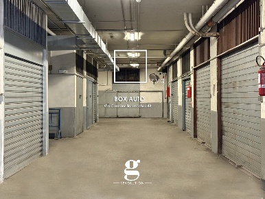 Foto Box in Via CANZANELLA VECCHIA 49, Napoli Fuorigrotta di 17 m²