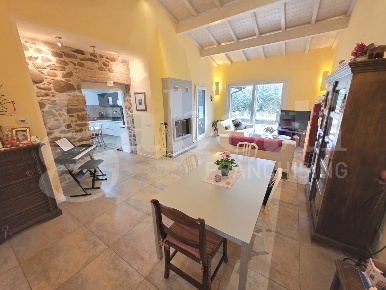 Foto Casa indipendente in Via DEI PRIGIONIERI 11, Bettona di 150 m²