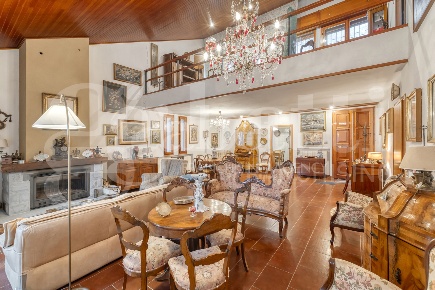 Foto Villa bifamiliare in Giuseppe Lelli, Pianoro di 300 m² con 5 locali