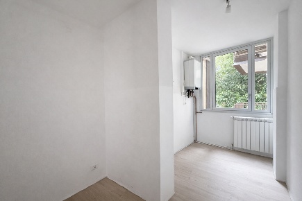 Foto Appartamento in Via Cristoforo Colombo 1, Dormelletto di 77 m²