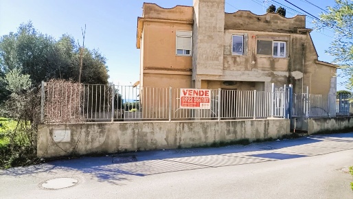 Foto Appartamento in Via dei Garibaldini 16, Agrigento di 119 m² in vendita