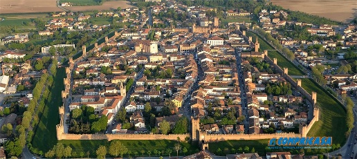 Foto Locale commerciale a Montagnana Centro di 70 m² con 2 locali