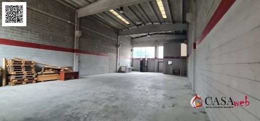 Foto Capannone industriale a Gorgonzola di 300 m² con 1 locali in vendita