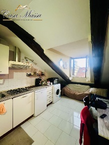 Foto Appartamento in VIA DEI MILLE, Torino Via della Rocca di 50 m²