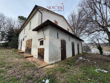 Foto Casa indipendente a Riolo Terme di 321 m² con 6 locali in vendita