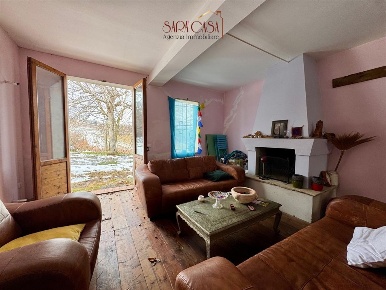 Foto Casa indipendente a Riolo Terme di 321 m² con 6 locali in vendita