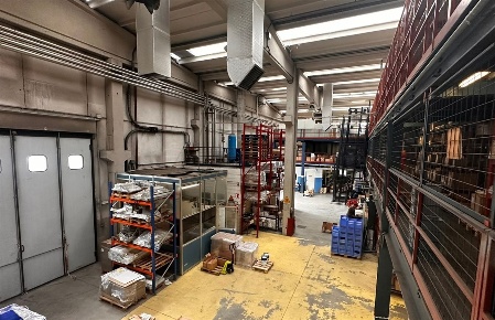 Foto Capannone industriale a Baranzate di 4500 m² in vendita