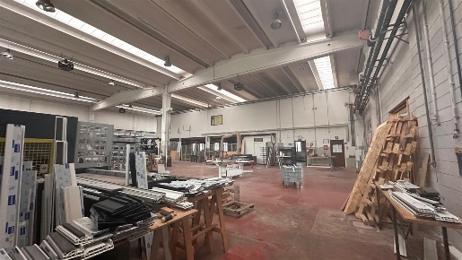 Foto Capannone industriale a Paderno Dugnano di 1200 m² in affitto
