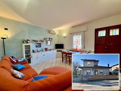 Foto Casa indipendente in via treves, Argenta Longastrino di 172 m²