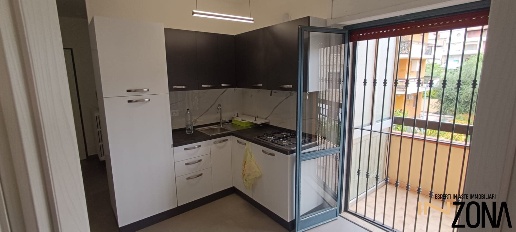 Foto Appartamento in Via U. Foscolo, Martinsicuro Centro di 60 m²