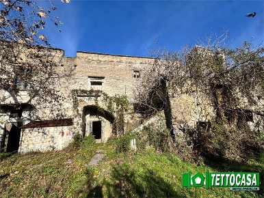 Foto Rustico a Marigliano Arenaccia di 350 m² con 6 locali in vendita