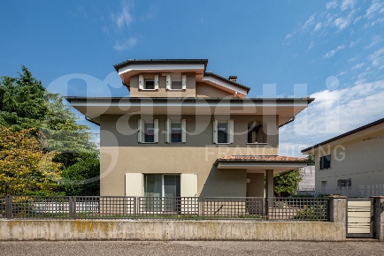 Foto Casa indipendente in Strada Rovigana 32, Monselice Centro di 234 m²