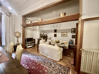 Foto Appartamento a Firenze San Marco - SS Annunziata di 180 m² in vendita