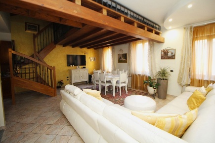 Foto Appartamento in Via manzoni 25, Legnano Legnarello di 97 m² in vendita