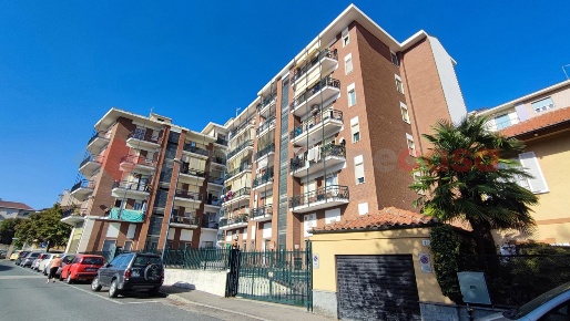 Foto Box in Via cernaia 21, Pinerolo Centro di 12 m² in affitto