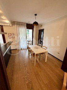 Foto Appartamento in Via Dei Falconi 59, Cagliari Bonaria di 70 m²