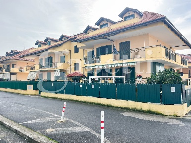 Foto Attico in Via Staffetta 127, Giugliano in Campania Lago Patria