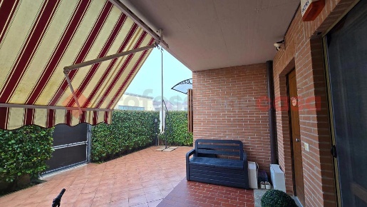 Foto Appartamento in Dei Gelsi, Arezzo Catona di 96 m² con 4 locali