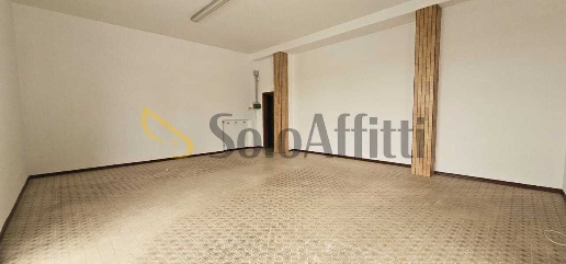 Foto Locale commerciale in Via per Bertinoro snc, Forlimpopoli Centro