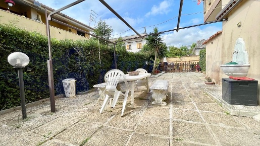 Foto Appartamento in Via Ettore 16, Ardea Torre Marina - Lido di Tirrenella