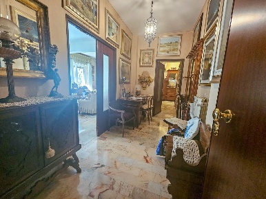 Foto Appartamento in VIA DUE PONTI 267, Roma Tomba di Nerone di 140 m²