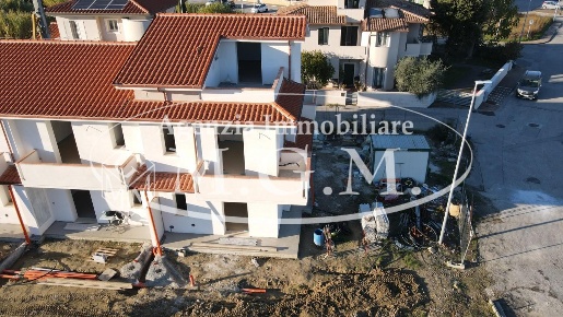 Foto Villa unifamiliare a Pontedera Latignano di 130 m² con 5 locali