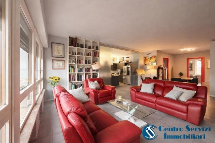 Foto Appartamento a Pisa Don Bosco di 177 m² con 8 locali in vendita
