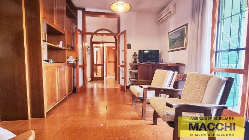 Foto Casa indipendente a Ponsacco di 160 m² con 6 locali in vendita