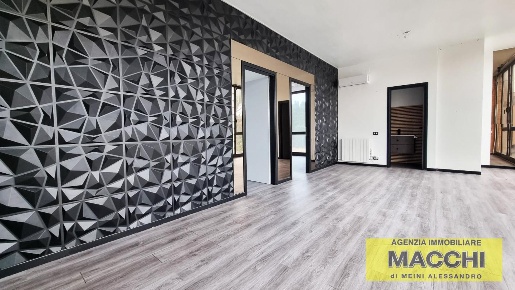 Foto Ufficio a Ponsacco Centro di 85 m² con 3 locali in affitto